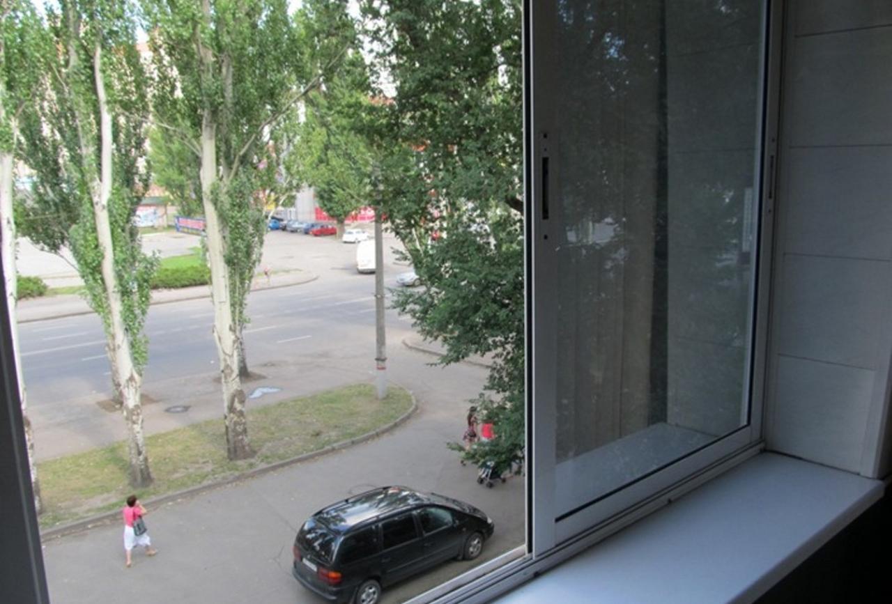 Апартаменты В Центре Металлургов 27 Kr Apartments Krivoy Rog Bagian luar foto